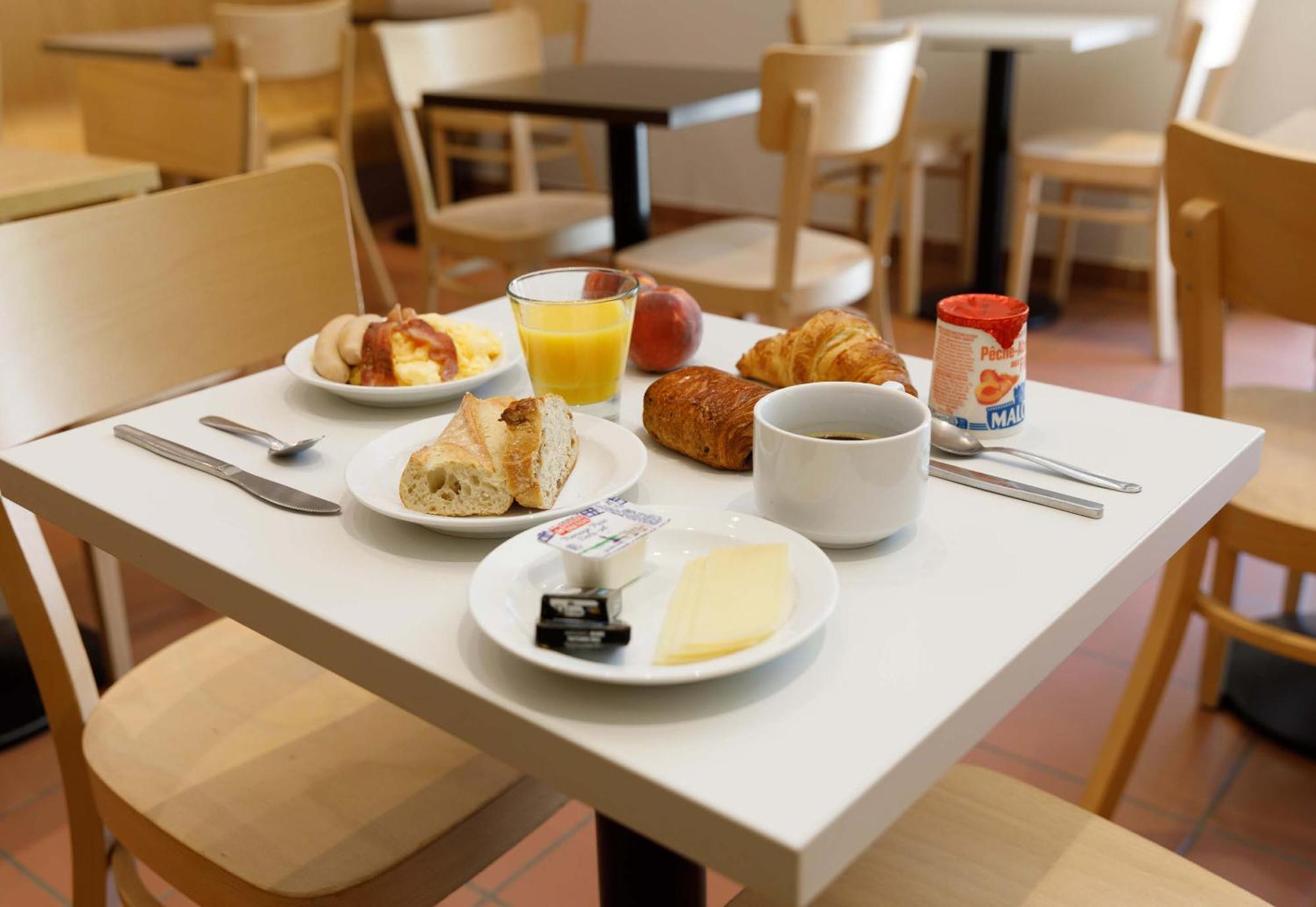B&B Hotel Le Puy-En-Velay Vals-pres-le-Puy Eksteriør bilde